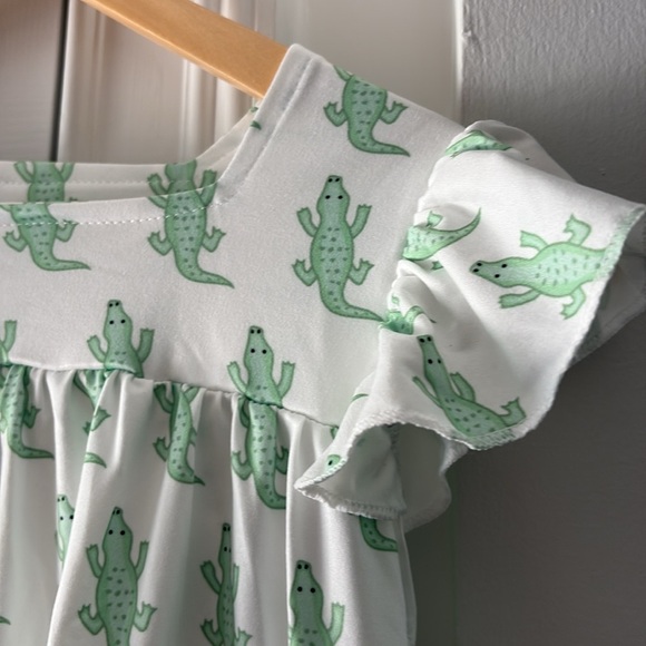 NEW Milk Silk CROCODILE FLUTTER DRESS Puffy Short Sleeves Girls 4 XL/Age8-9 Tall - Picture 4 of 7